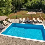 Surrounded By Nature Villa Vrh (Krk)
