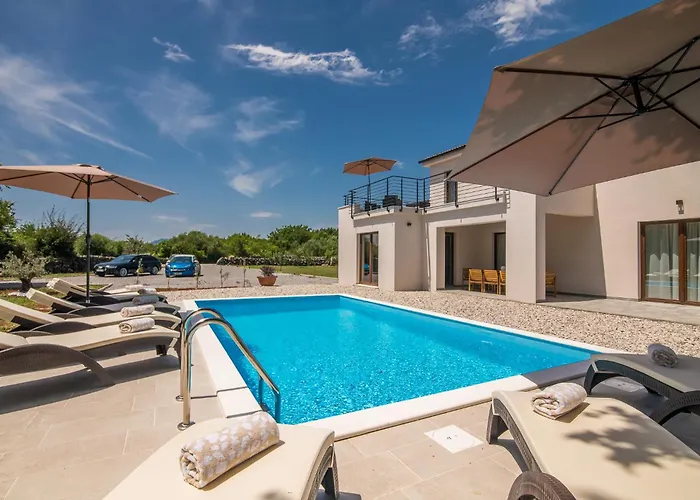 Surrounded By Nature Vrh (Krk)
