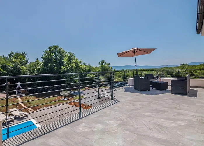Surrounded By Nature Vrh (Krk)