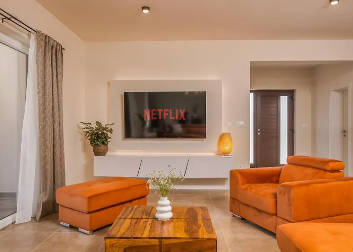 Surrounded By Nature * Vrh