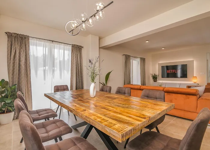 Villa Surrounded By Nature Vrh (Krk)