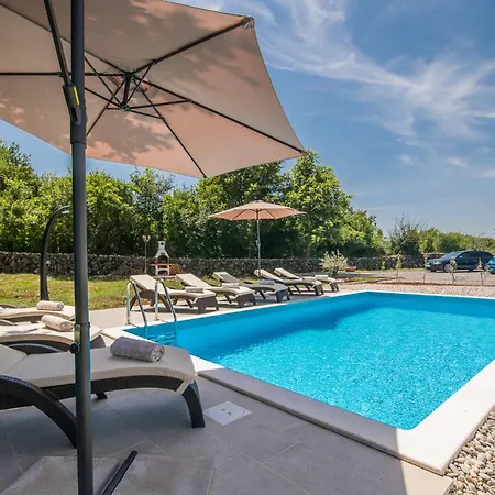 Surrounded By Nature 빌라 *