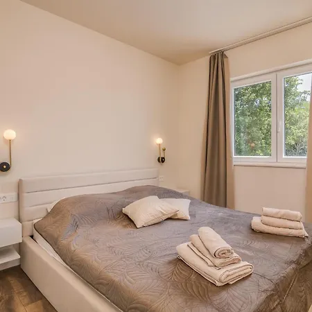 Surrounded By Nature 빌라