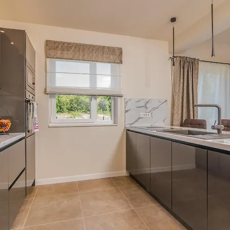 빌라 Surrounded By Nature