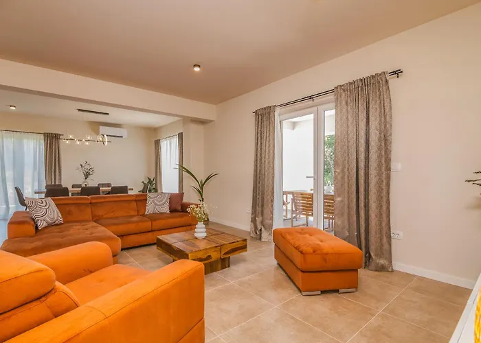 Surrounded By Nature Βίλα